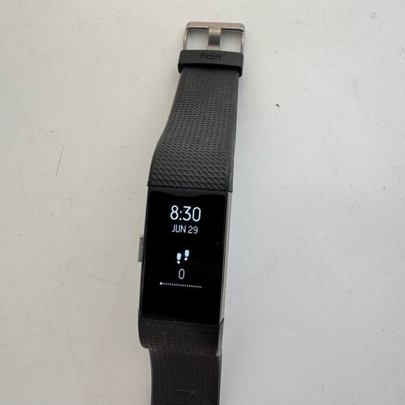 FITBIT Charge 2 Fitness / Activity Tracker Black with Charger + 3 Extra Bands - Picture 3 of 12